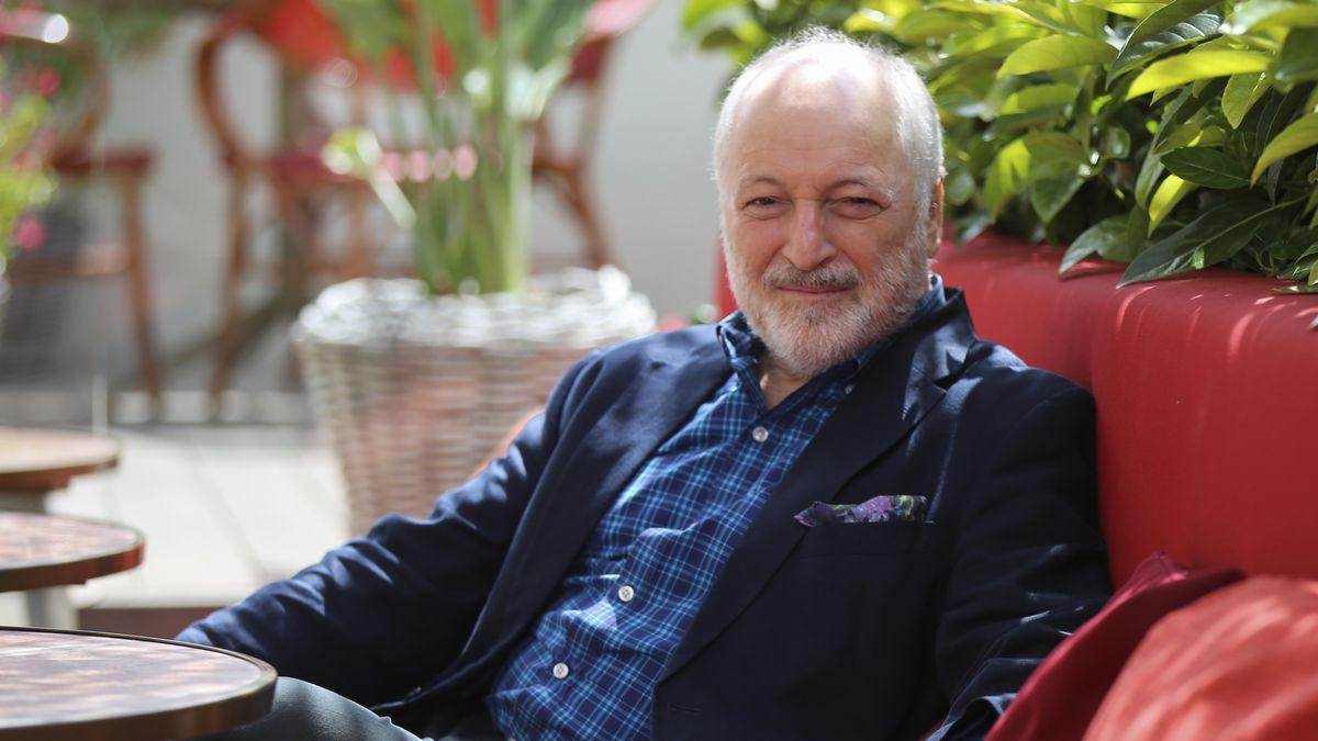 André Aciman.