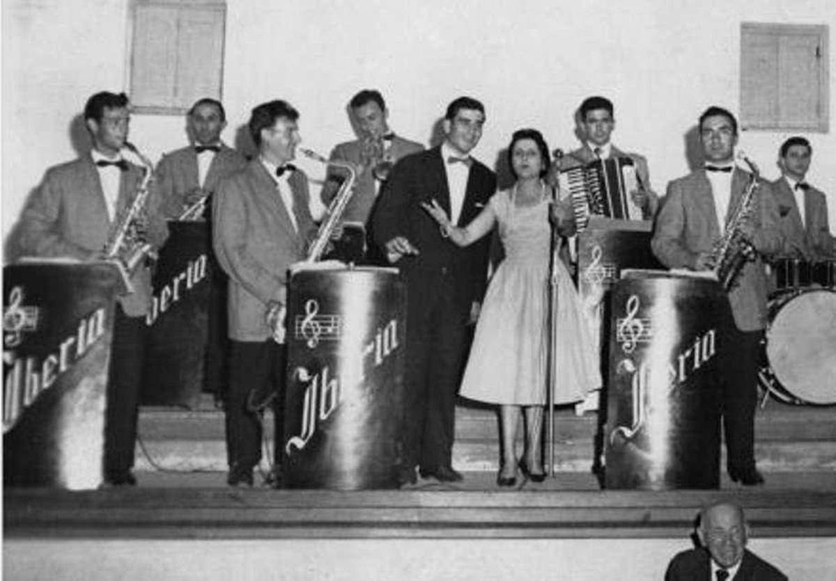 Andreíta, pioneira do cine e do baile en Cangas