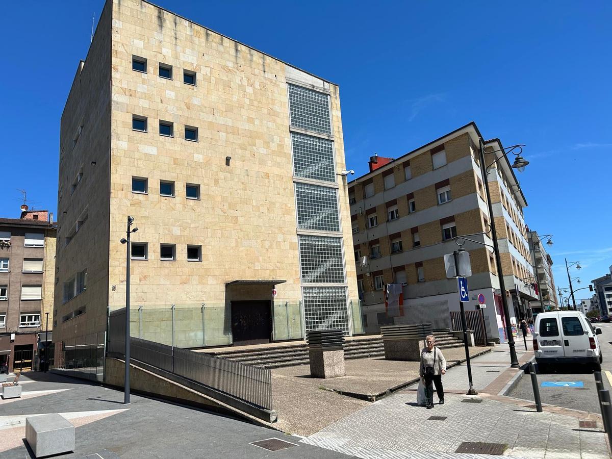 El entorno de la antigua Casa de Cultura de Lugones que será renovado.