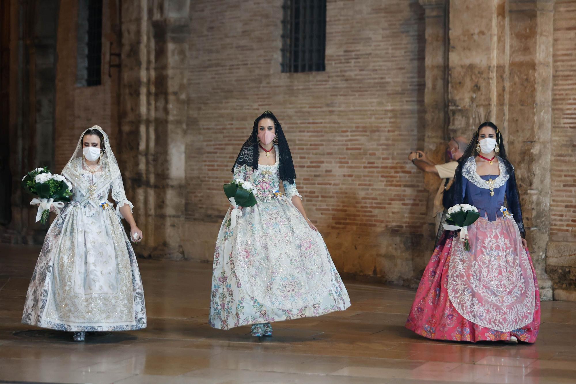 Búscate en el primer día de Ofrenda por las calles del Mar y Avellanas entre las 22:00 y 23:00 horas