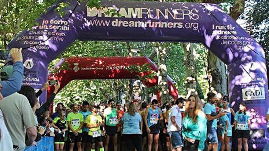 La sortida de la prova principal de la Dream Runners, ahir