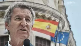 Feijóo se compromete a desclasificar los documentos sobre la regularización de migrantes: "Abriremos los cajones y los españoles sabrán por qué"