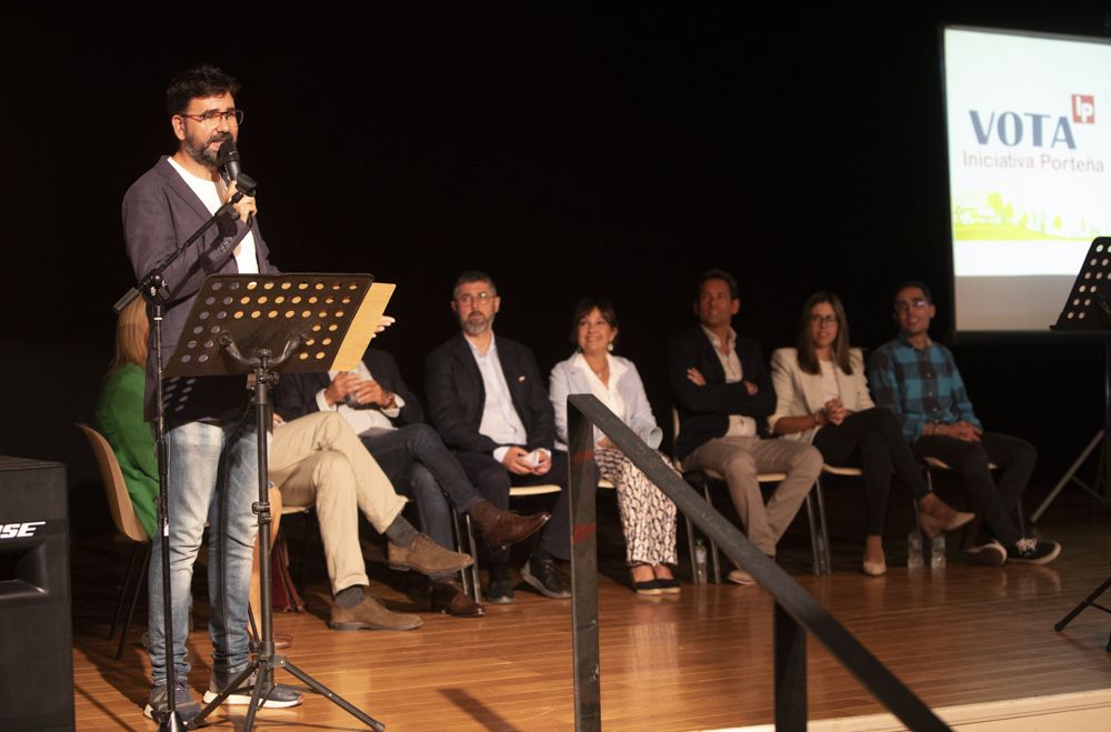 Acto de campaña de Iniciativa Porteña en el Teatro de Begoña del Puerto de Sagunto