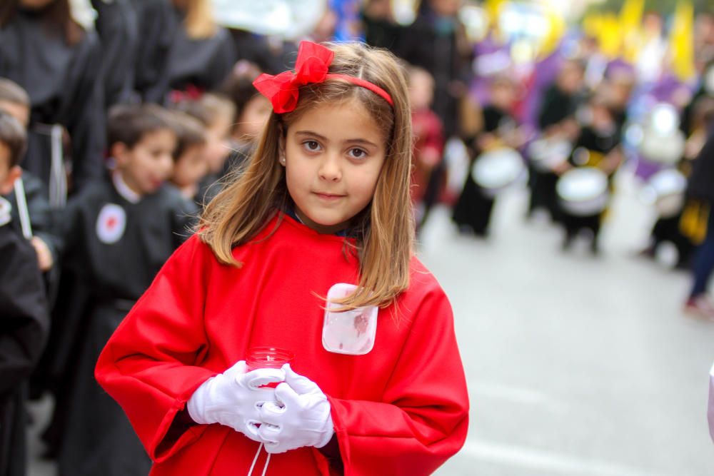 Via Crucis en versión infantil en Sax