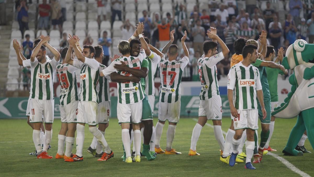 Fotogalería / Goleada del Córdoba CF ante el Real Oviedo