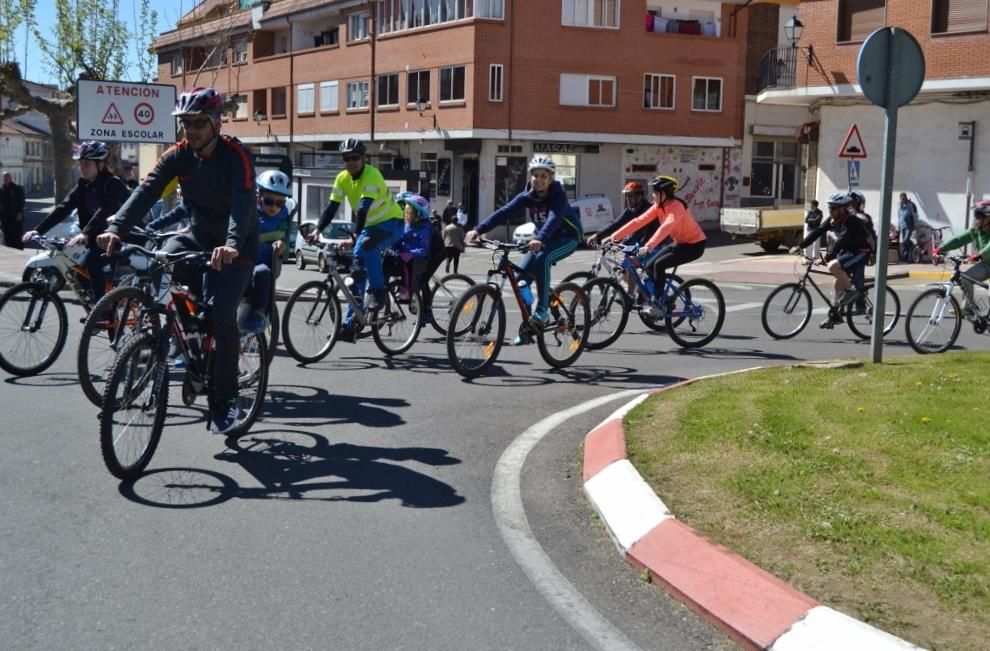 El Día de la Bici en Benavente, en imágenes