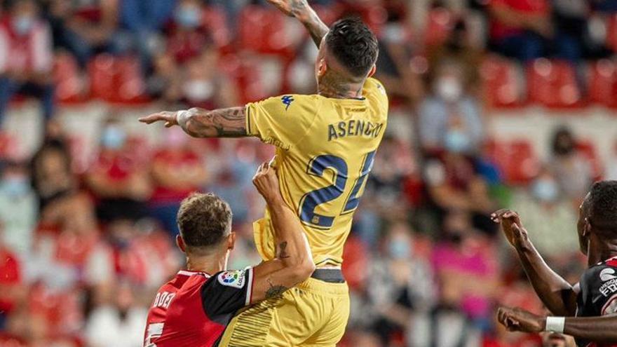 El Alcorcón rescinde el contrato al valenciano Raúl Asencio por su conducción temeraria