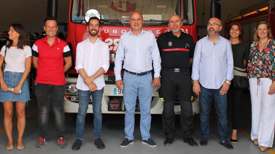 Una de las visitas del nuevo equipo ha sido al parque de bomberos