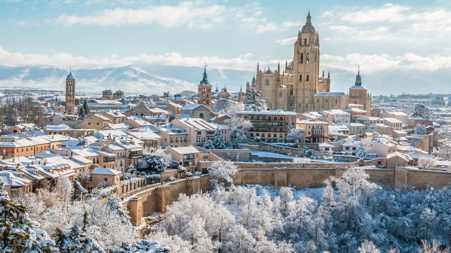 Pueblos en España nevados para viajar en Navidad