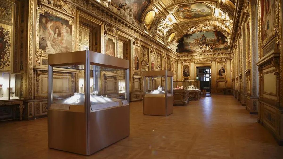 Asalto al Museo del Louvre, en directo: última hora de la investigación y reacciones