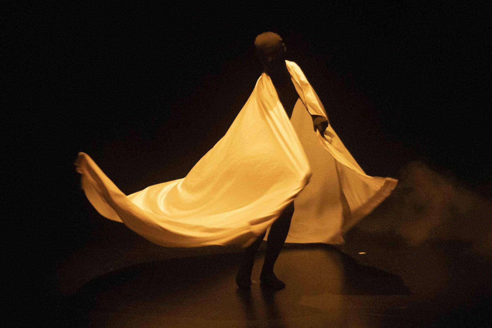 Todas las fotos del espectáculo Alma ofrecido en el Gran Teatre de Xàtiva
