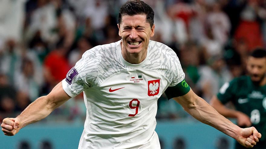 Polonia - Arabia Saudí: El gol de Lewandowski