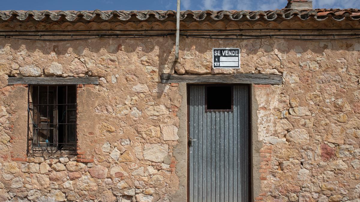 Despoblación en Zamora: la España Vacía o España Vaciada.Viviendas en venta.