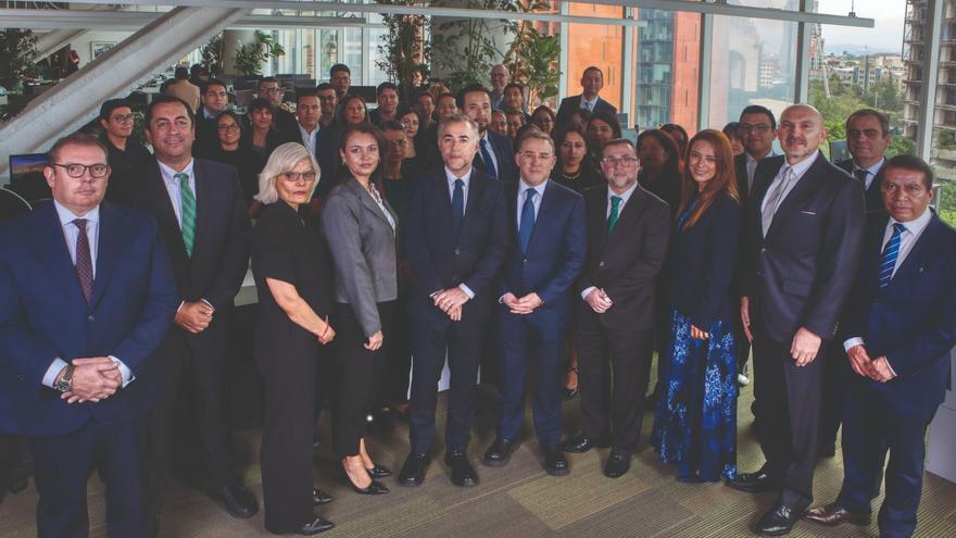 Tres hermanos asturianos al frente de Gayosso, el gran emporio funerario de México: "Pasan 4 millones de personas al año por nuestras instalaciones"
