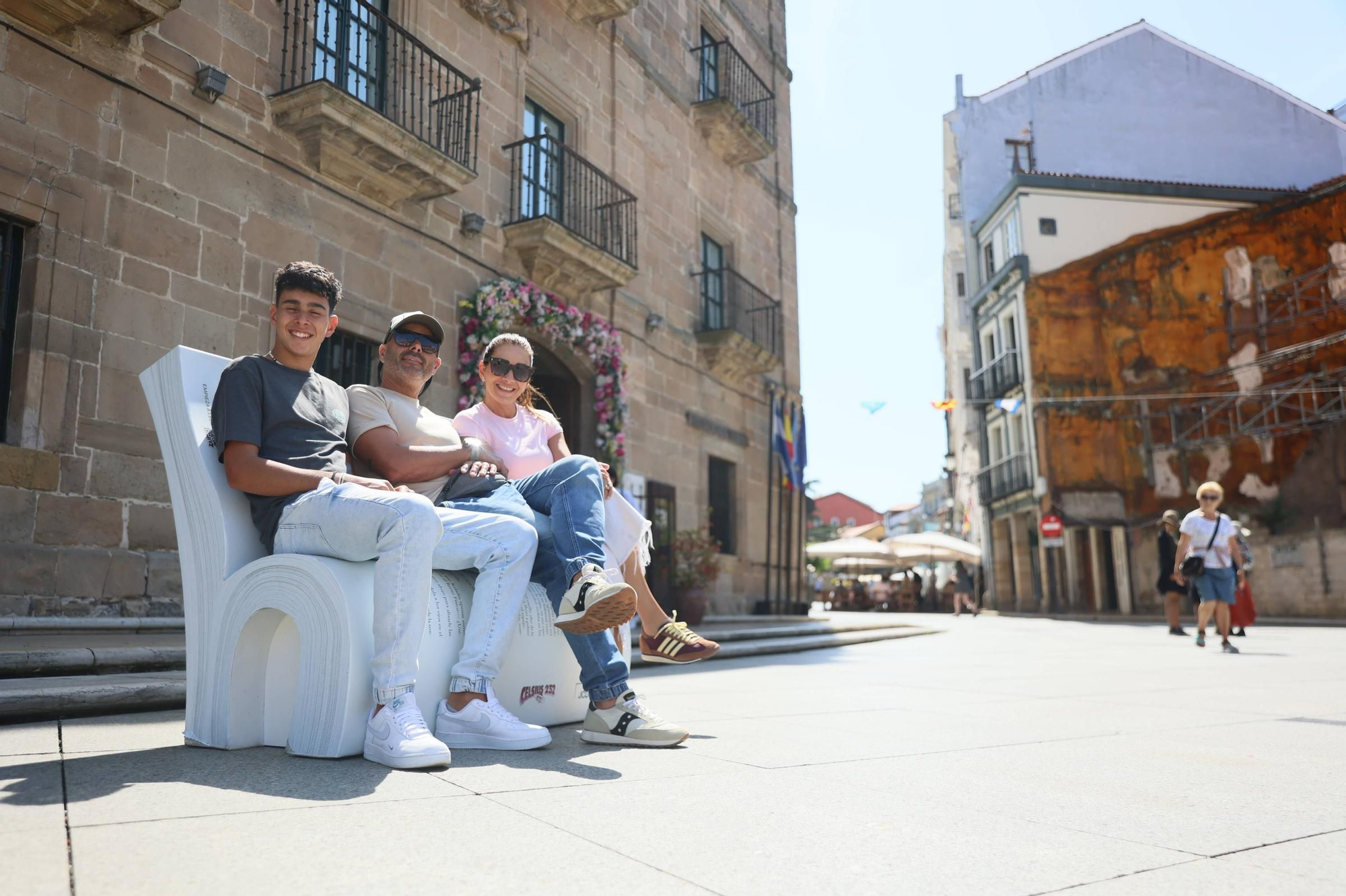 En imágenes: el Celsius 232  calienta motores en Avilés