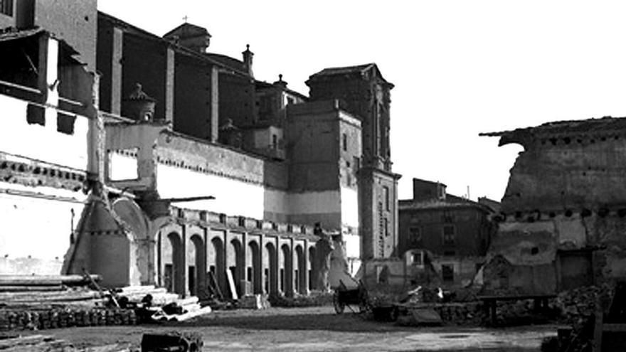 Un edificio lleno de heridas: la historia del Hospital Militar de Zaragoza