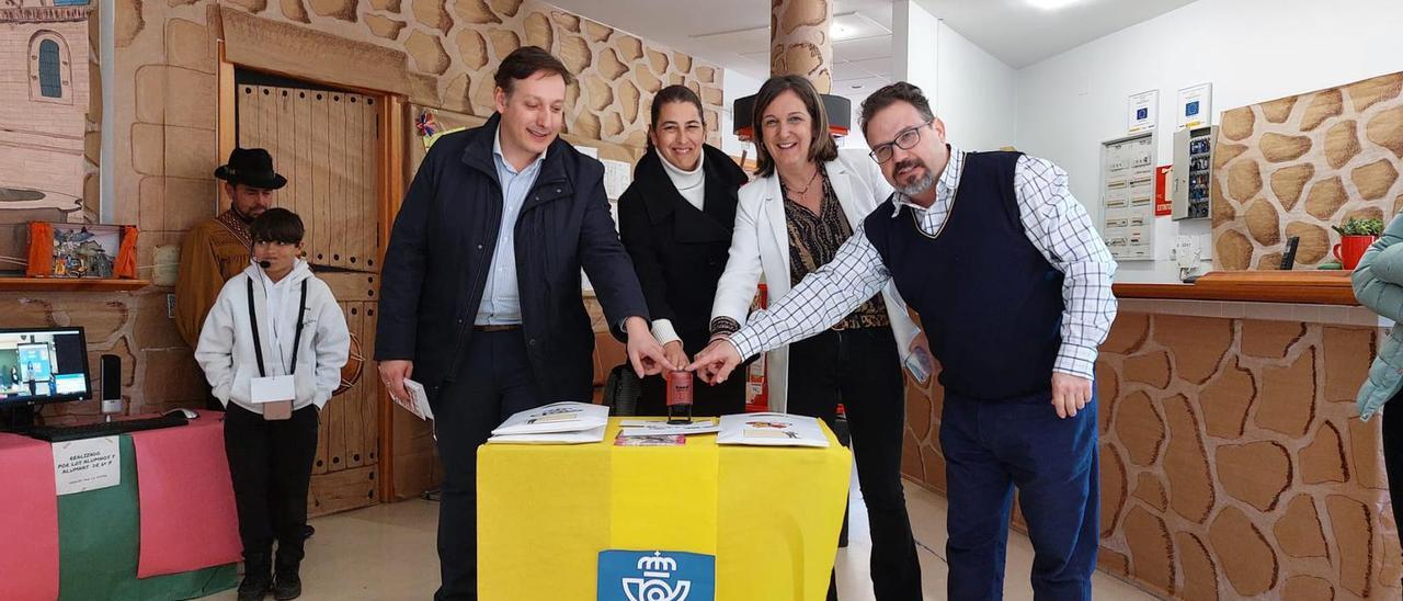 Matasellado de los sellos del colegio El Pilar de Plasencia.