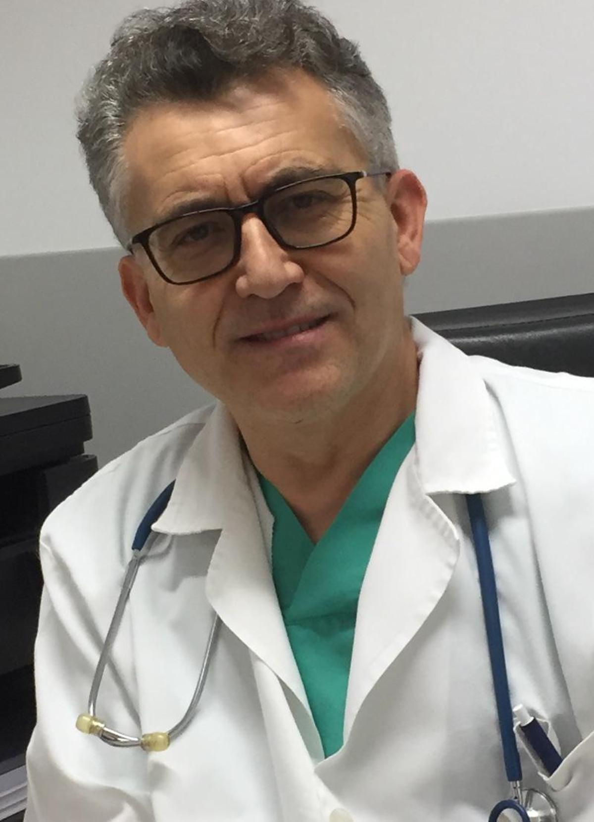 El hepatólogo Abel González.