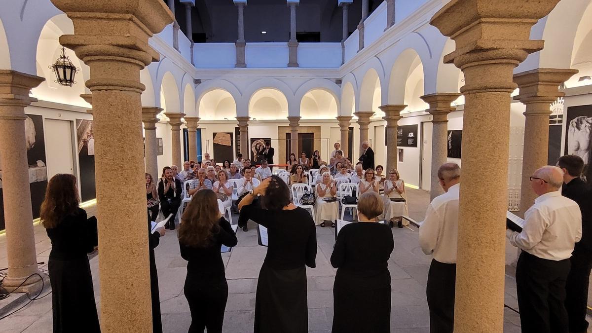 Concierto de la coral Ubi Sunt en el convento de Santa Clara.