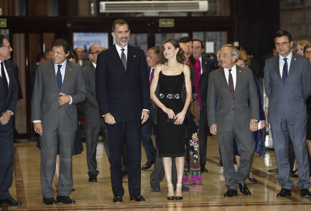 Los otros "looks" de la Reina Letizia en Oviedo