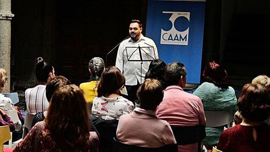 El recital poético que acogió ayer por la tarde el Centro Atlántico de Arte Moderno (CAAM).