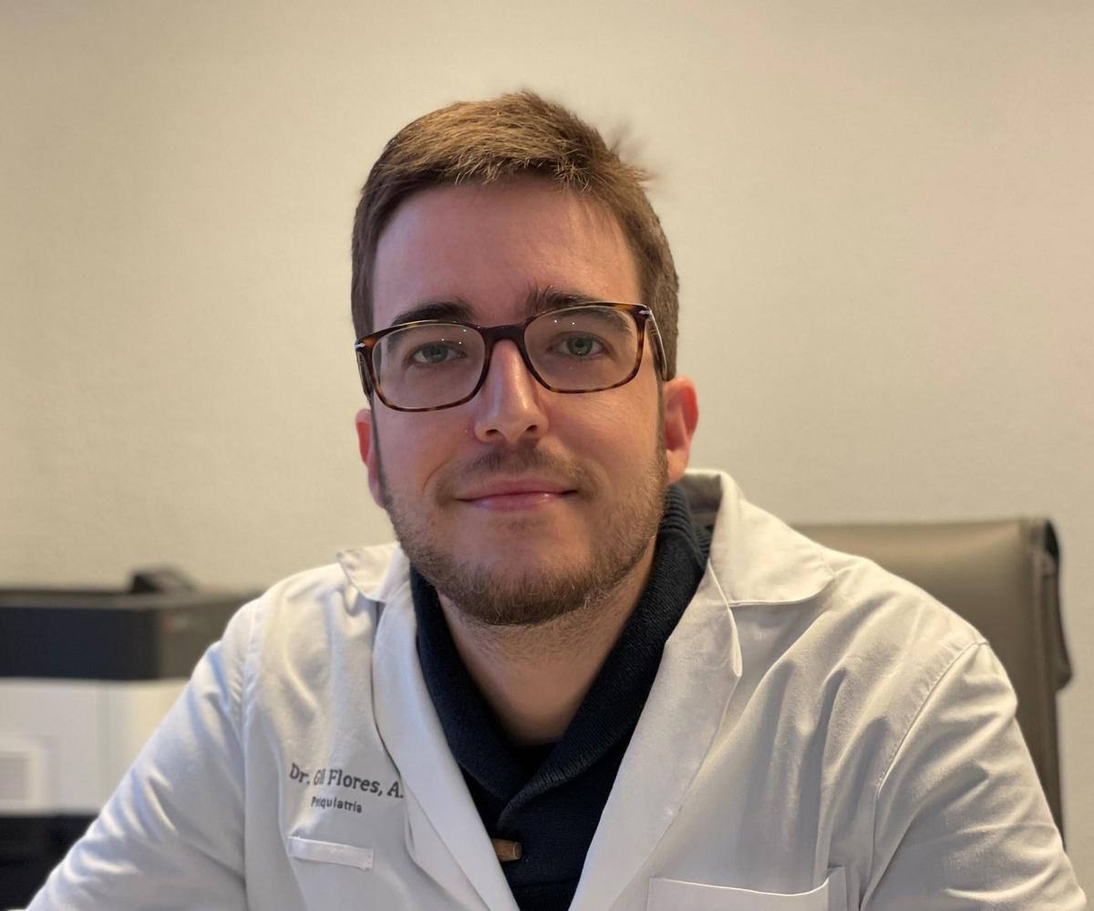 Experto en psiquiatría de Badajoz opina que prohibir el acceso a redes sociales a menores no es "una medida acertada"