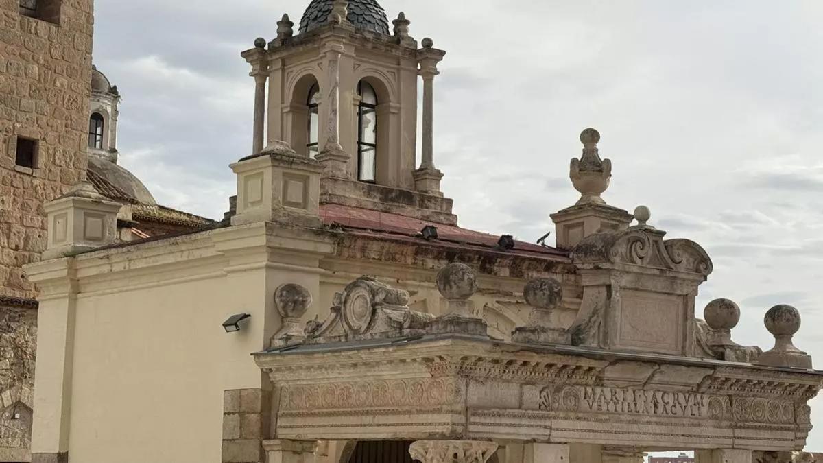 El Hornito de Santa Eulalia sin las dos cráteras.