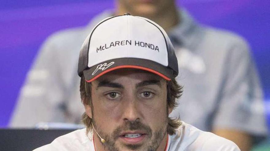 Alonso, durante la rueda de prensa del jueves. // Efe