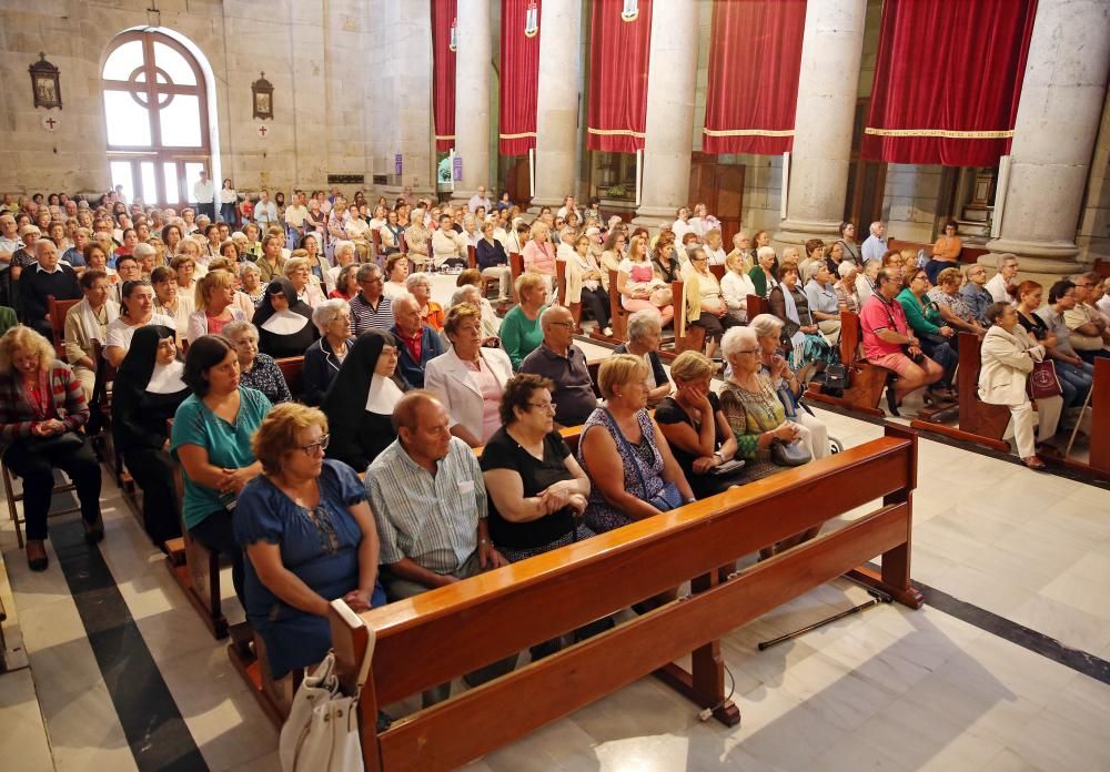 Misa de los enfermos durante las fiestas del Cristo de la Victoria en Vigo // Marta G. Brea