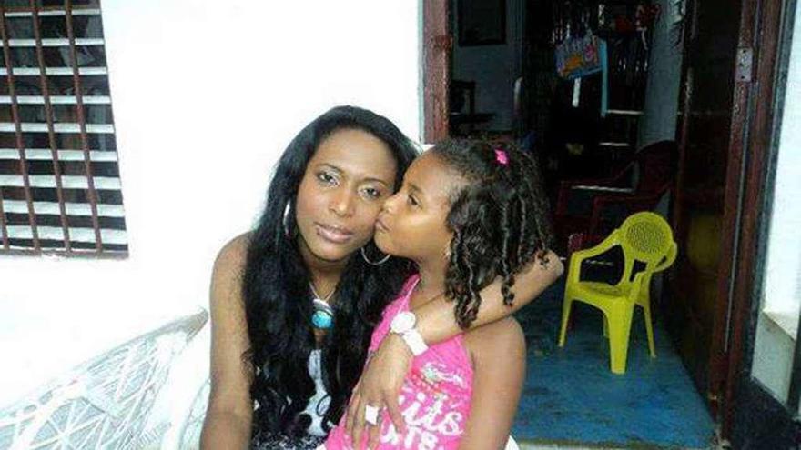 La abuela de la menor dominicana asesinada junto a su madre responsabiliza a Justicia