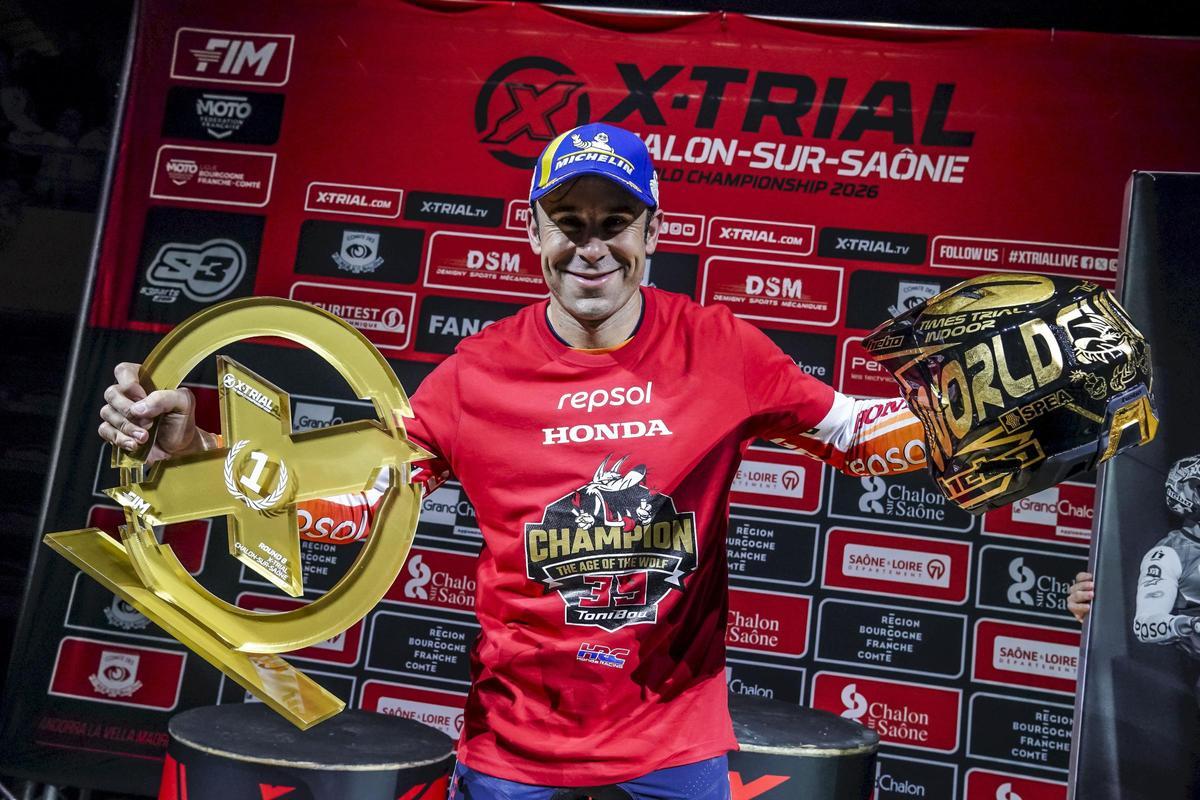 Toni Bou, tras su título Mundial