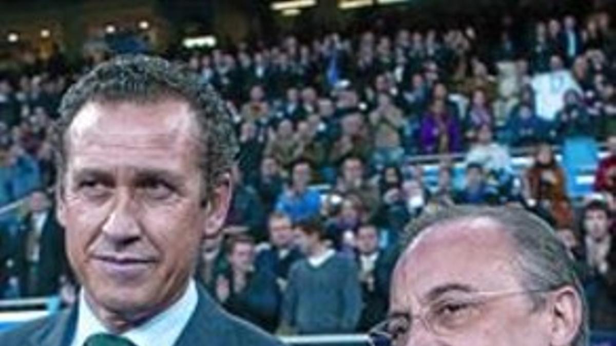 Valdano y Florentino, antes de un partido en el Bernabéu.