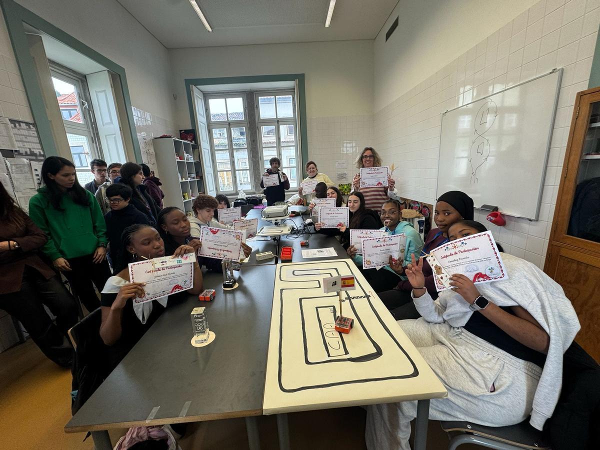 Un grupo de alumnos del IES Andalán de Zaragoza disfruta de una estancia Erasmus en Portugal