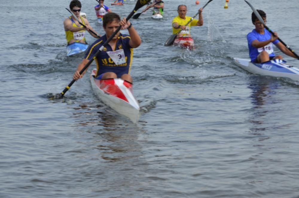 Liga Autonómica de Piragüismo en Playa Paraíso