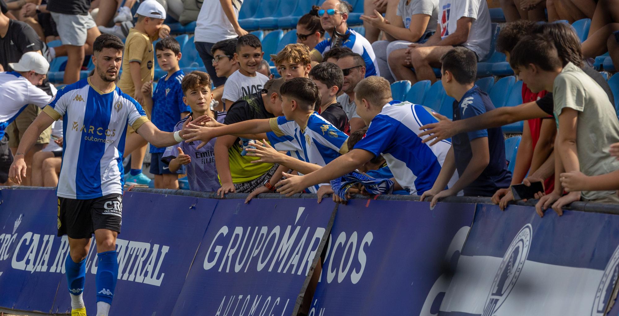 (2-1) El Hércules remonta y vence con sufrimiento en el Rico Pérez