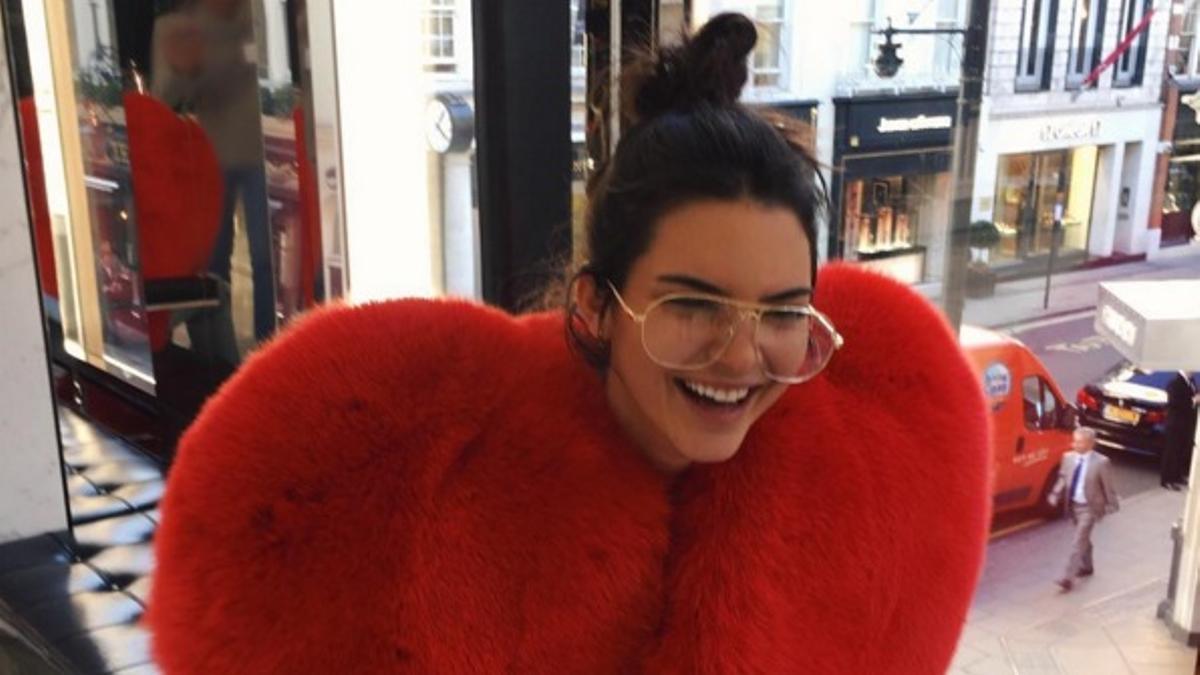 El abrigo de corazón de Saint Laurent, Kendall Jenner