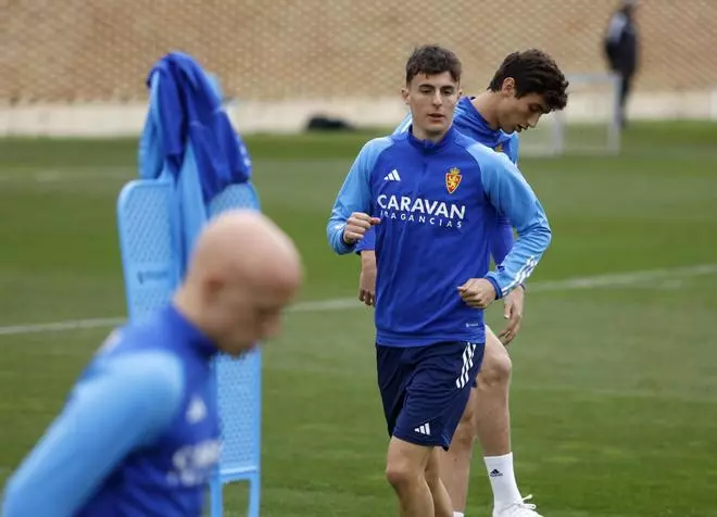 Último entrenamiento del Real Zaragoza antes del partido contra el Real Valladolid