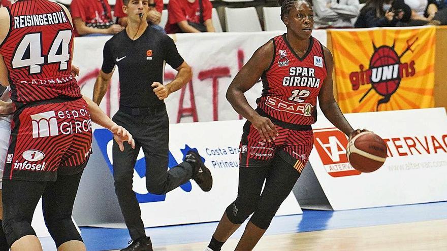 Chelsea Gray, en acció en el partit davant el Saragossa.