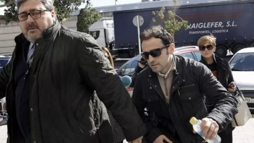 Héctor Barberá, multado con 3.600 por conducir con el carnet retirado