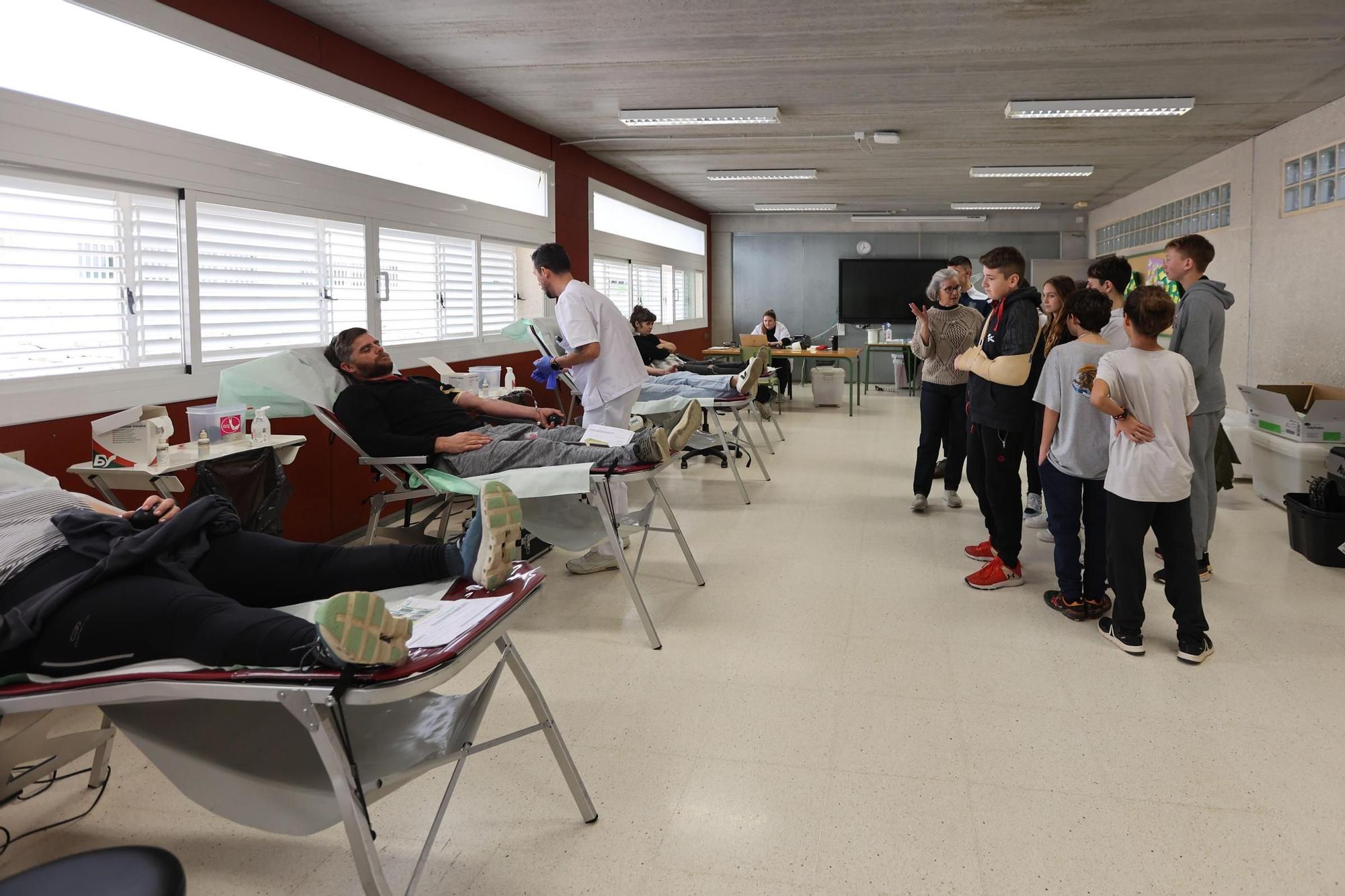 Donación de sangre en el IES Balafia