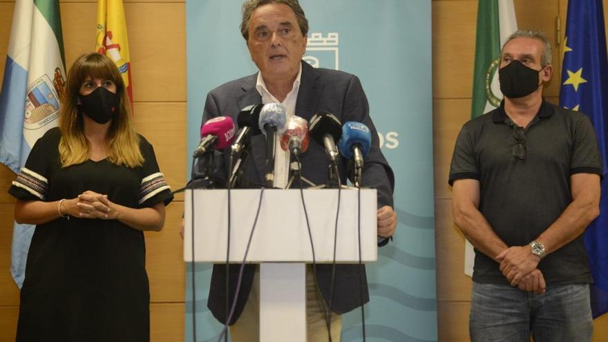El alcalde de Torremolinos, José Ortiz, en la mañana de este lunes.