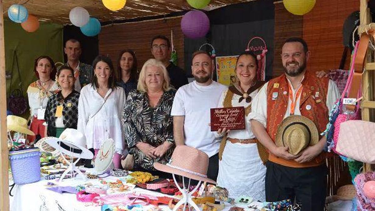 Esta fue la caseta ganadora en la categoría local y recibió el premio ayer de mano de las autoridades municipales.