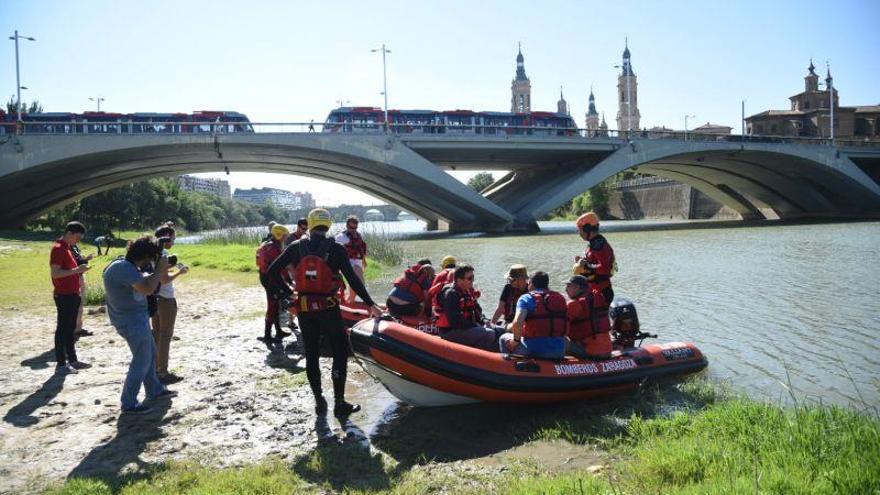 El Ayuntamiento estudia cómo retirar los restos de obras e infraestructuras del Ebro