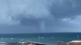 Sorpresos en la mar pel tornado de Xàbia: “El cel ens va caure damunt; vaig arribar a pensar que sotsobràvem”