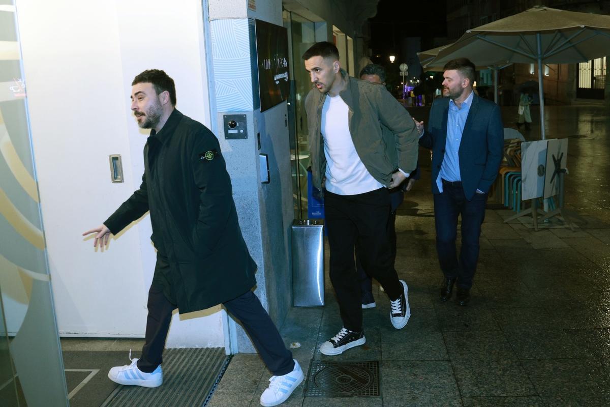 Matías Vecino, entrando en A Sede del Celta para firmar su nuevo contrato