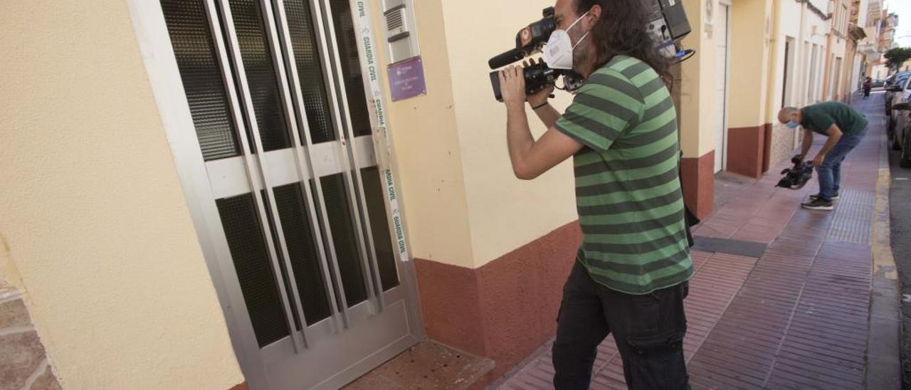 Un joven alega que estaba &quot;poseído&quot; después de matar a cuchilladas a su madre