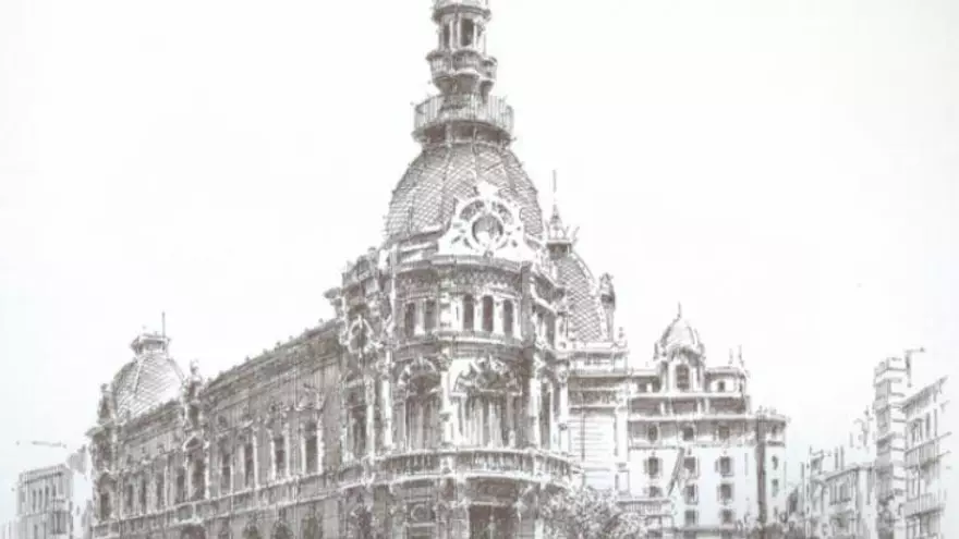 La Región y los Ayuntamientos, cuarenta años después