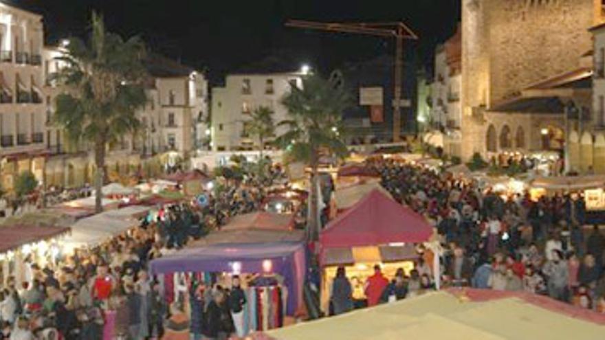 El mercado medieval gana visitas y se plantea llegar hasta San Blas y Galarza