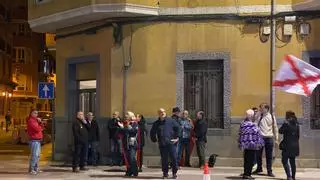 La tercera protesta en la sede del PSOE en Murcia pincha