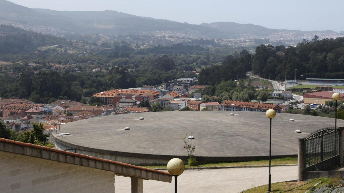 Vista del depósito de agua potable de Gondomar.
